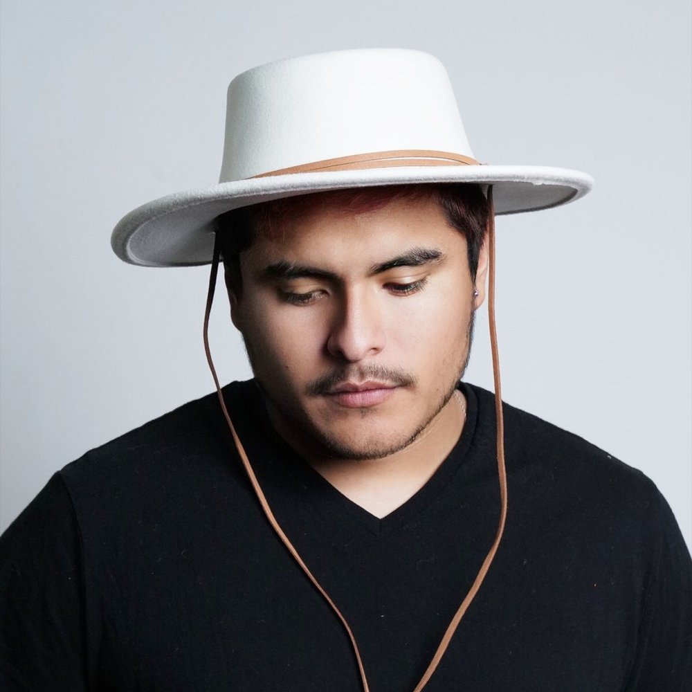 FLAT BRIM TELESCOPE CROWN HAT - OFF WHITE